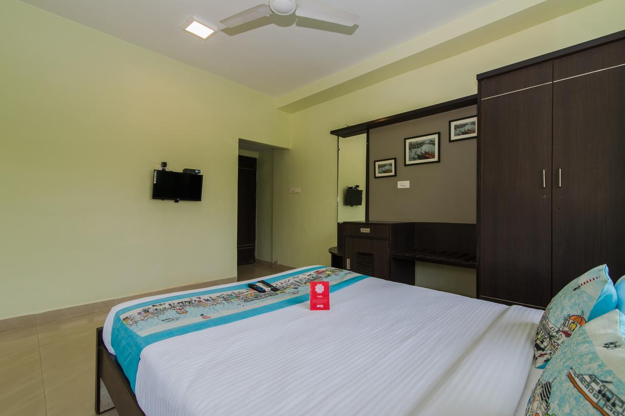 Oyo 9913 Nova De Goa Hotel ปณชี ภายนอก รูปภาพ
