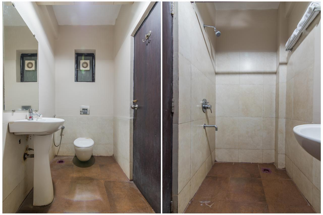 Oyo 9913 Nova De Goa Hotel ปณชี ภายนอก รูปภาพ