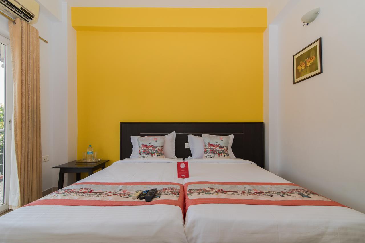 Oyo 9913 Nova De Goa Hotel ปณชี ภายนอก รูปภาพ
